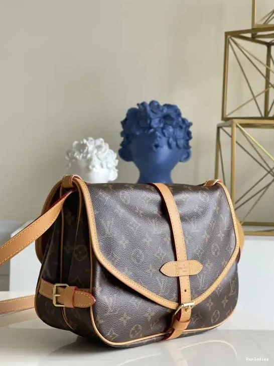 Cheap LOUIS VUITTON bag-28*11*20CM Saumur 0611